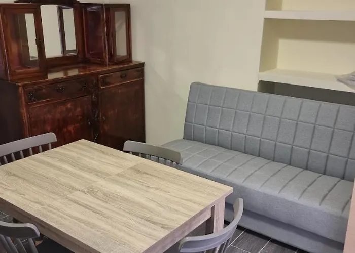 Fifi\'S Luxury Apartment