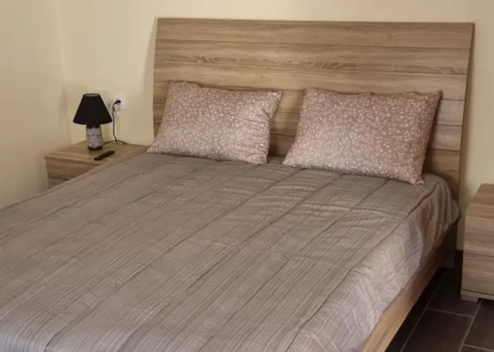 Fifi\'S Luxury Apartment