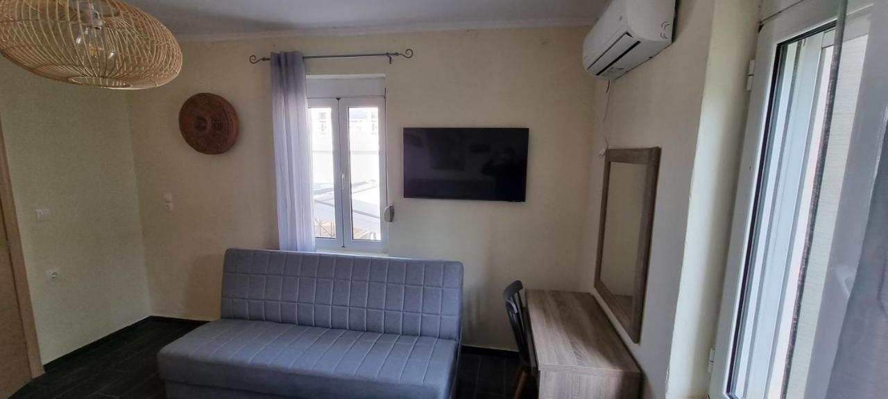 Fifi's Luxury Apartment